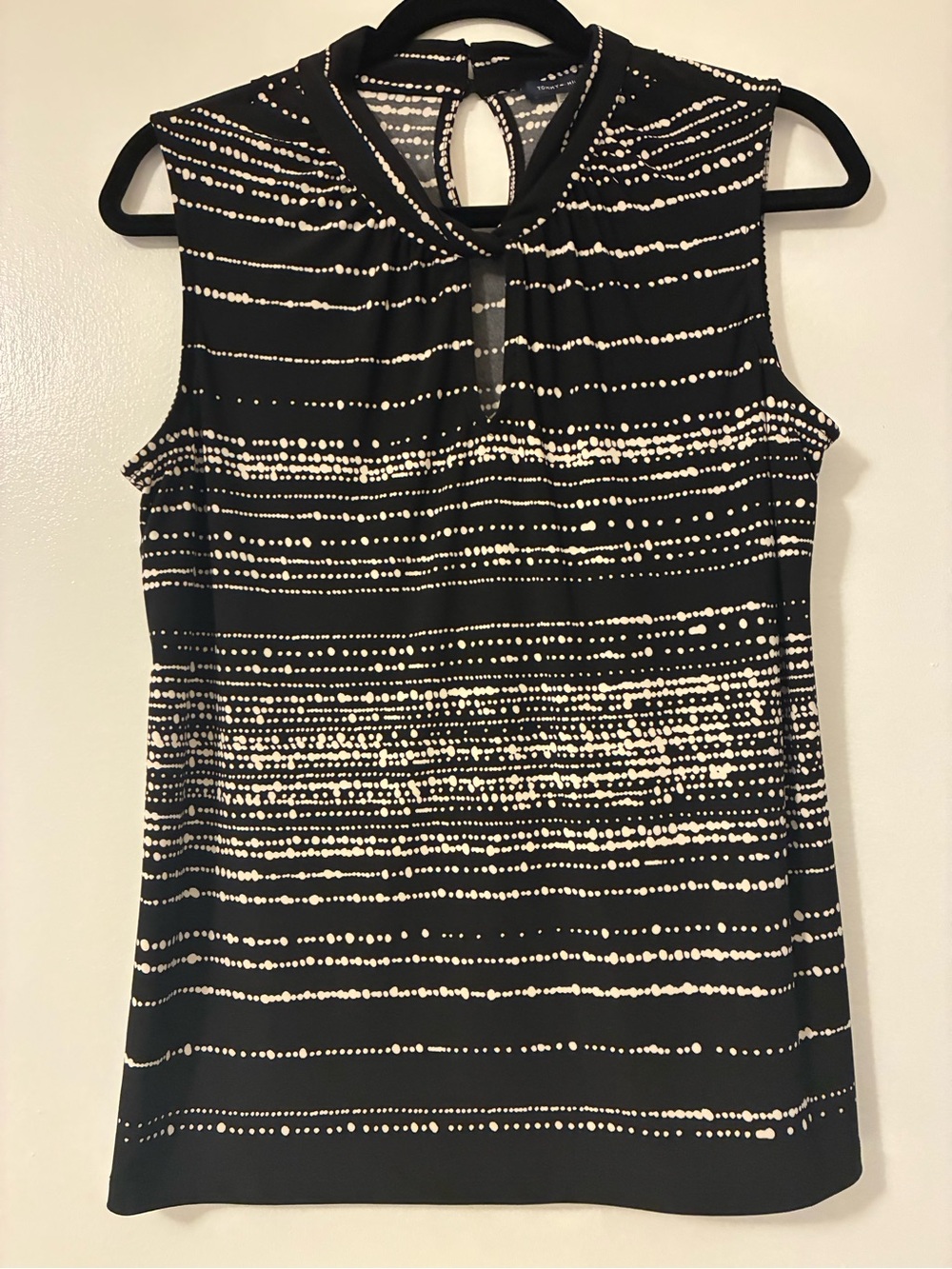 Tommy Hilfiger Black and Cream Sleeveless Keyhole Dot-Stripe Top